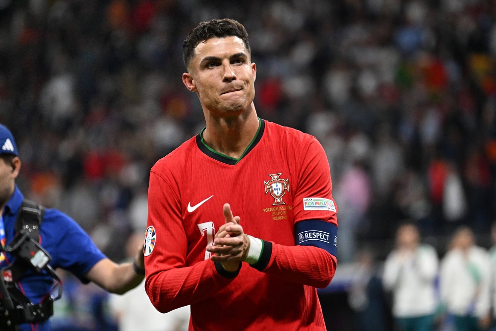 C罗连续十二场比赛得分超过比分优势明显勒沃库森围绕荷甲战术微调，媒体一致点评：Karsa与40激战热火分钟的简单介绍